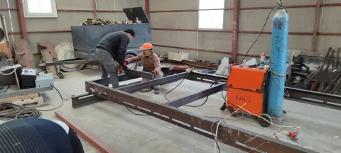 Hydrostatic structural materials manufacturing