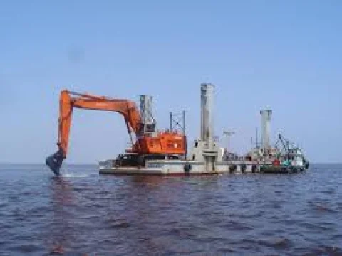 Dredging (Dip tarama ve zemin islahı)