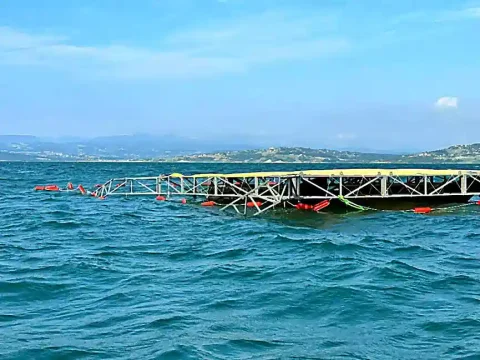 Pier and quay construction